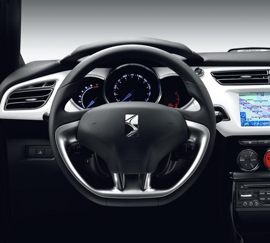  Citroen DS3 2010 года  (фото 109 из 115)